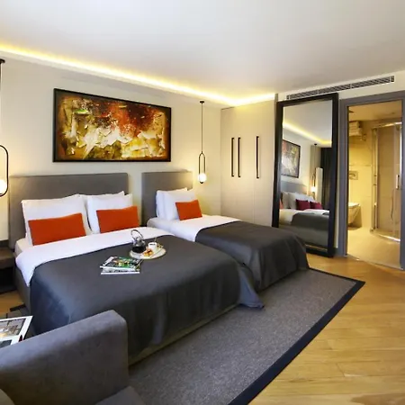 The Capital Hotel 2*